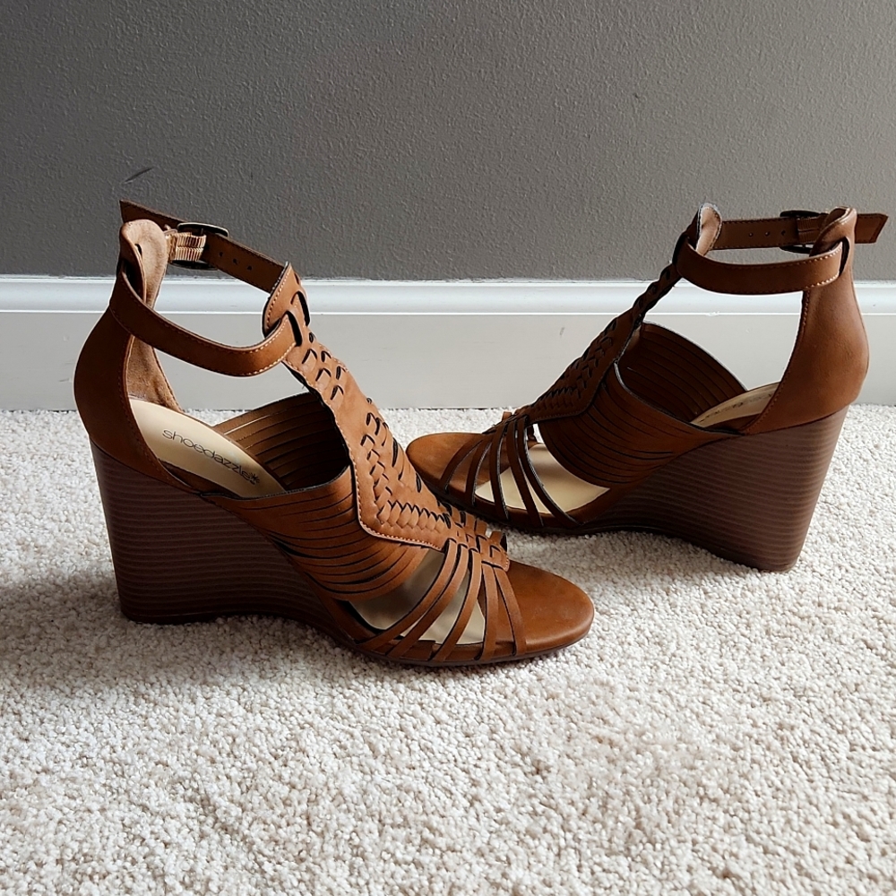 shoedazzle brown wedge sandals size 9